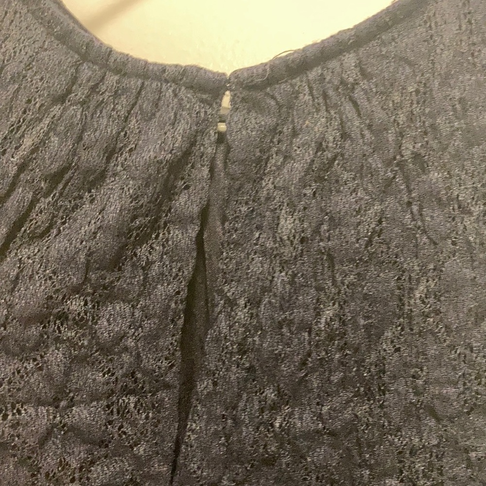 Zara Keyhole Back Top - Picture 5 of 5